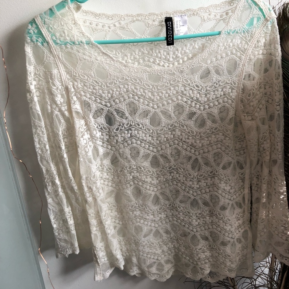 Lace white 3/4 shirt